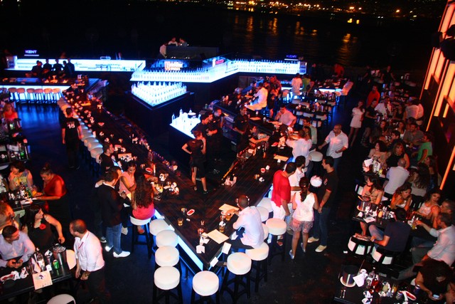 Donner Sang Compter Fundraising Event